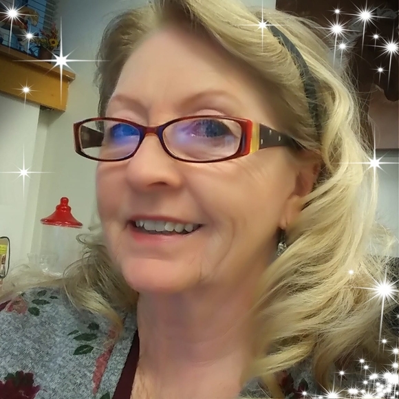 Meet your Posher, Dixie - Picture 1 of 1